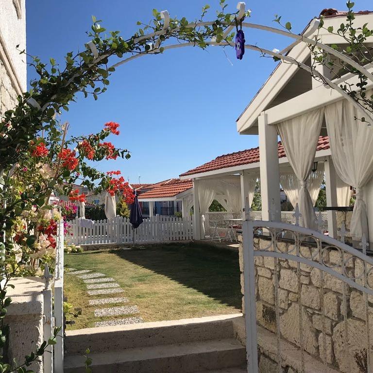 Alacati Alaris Hotel Екстериор снимка